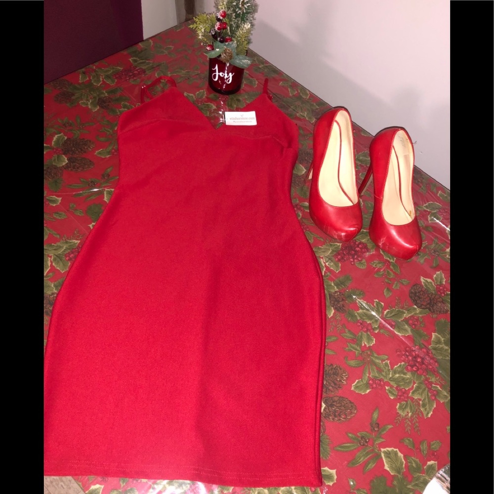 Windsor: Red Dress❤️